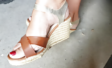Candid_legs_and_feet (7/20)