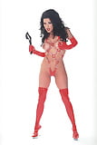 Taime_Hannum s_Cosplay_In_Red_Latex_Harness (10/39)