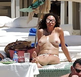Milf_Lilly_Becker_topless_at_the_beach (8/8)