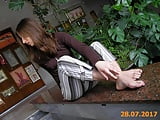 Russian_barefoot_girl_posing_for_me (10/83)