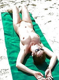 Lying_and_naked_in_the_sun _Select_your_favorite_body  (4/17)