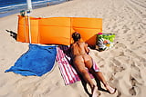 nudists_in_portugal (3/98)