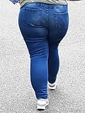 Bbw_milf_with_thick_legs_and_butt_in_tight_jeans (19/34)