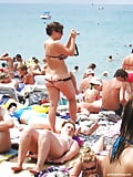 Mature_bikini_beach_7 (19/72)