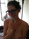 ANNE_HATHAWAY_New__NUDE_PHOTOS_LEAKED (3/6)