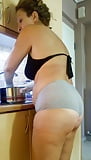 Big_ass_mature_wife_in_the_kitchen_ (2/4)