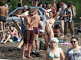 Real_amateurs_only_one_nude_in_public (21/34)