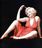 ELEGANT_SEXY_Naughty_IRRESISTIBLE_Babes_inc_Marilyn_Monroe (23/30)