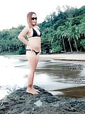 Filipina_Whore_Nude_at_Remote_Beach (9/10)