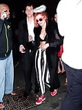 Bella_Thorne_Parties_the_Night_away_in_NY_9-9-17 (18/20)