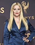Reese_Witherspoon_Primetime_EMMY_Awards_9-17-17 (7/12)