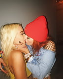 Bella_Thorne_ IG __kissing_some_blonde_cheap_PR_9-24-17 (3/4)
