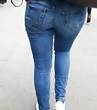 Tight_sexy_ass_in_different_jeans_part_26 (15/48)