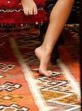 Sila_Sahin_Feet_and_Legs (17/19)