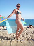 Mature_bikini_beach_13 (16/71)
