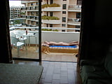naked_girls_on_balcony (15/82)