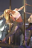 Britney_Spears_Hot_MTV_Stronger_Gig (22/86)