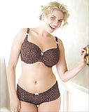 Erika_Elfwencrona_british_busty_lingerie_model (4/36)
