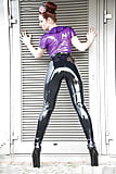 Shiny_and_or_tight_14 (18/23)