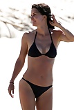 Cougar Courteney Cox in Bikini with nip slip (3)