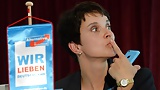 Love_jerking_off_to_conservative_Frauke_Petry (15/34)
