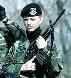 Military_Women (2/3)
