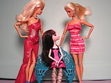 Monster High: Draculaura's double trouble. (48)