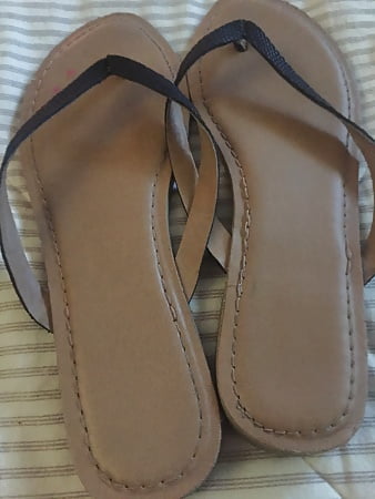 Briannas leather flip flops (6)