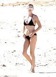 Charlize Theron  bikini in Los Cabos 11-23-17 (16)