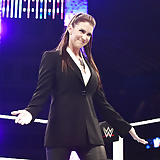 Stephanie McMahon Sexy Pictures  WWE  (2/54)