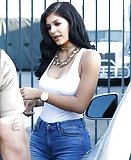 Kylie_Jenner_has_stiff_niples_also (9/17)