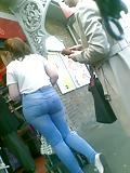 Chick_with_glasses_and_a_BIG_ASS_in_tight_jeans (5/6)