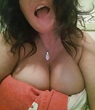 That_big_tits_milf_ready_to_suck_and_swallow_your_cock (1/2)