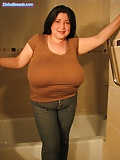 Latina_with_huge_boobs (3/60)