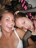2_Sexy_Amateur_Gals_have_fun_x (2/98)