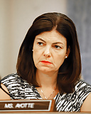 I_love_conservative_Kelly_Ayotte s_face (16/46)