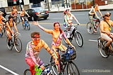 Naked_bike_ride_cycling_showing_titis_ _pussies_some_cocks_7 (23/83)