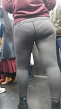 Thyck_white_girl_booty_meat_gray_yoga_pants (14/16)