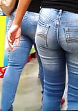 She_gave_me_a_boner_teen_ass_ _butt_in_jeans (24/47)