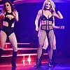 Britney_Spears_Performs_in_Las_Vegas_12-31-17_ Pt 2  (19/70)