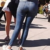 Teen_ass_up_close_in_butt_tight_jeans (7/87)