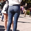 Teen_ass_up_close_in_butt_tight_jeans (8/87)