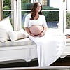 Jennifer Love Hewitt flaunts her bare pregnant belly (7/7)