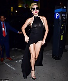 Lady Gaga Beautiful Legs And Gorgeous Boobs (7)