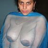 horny_Mallu_nude_tease_stripping_saree_for_photos (16/31)