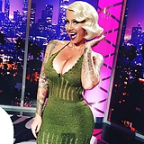 Amber_Rose_-_Such_a_striking_beauty_  (5/19)