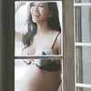 Japanese_wife_wih_big_pregnant_belly (7/12)