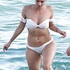 The_incredible_hot_butt_in_her_white_bikini (5/21)