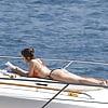 Selena_Gomez_in_Sydney_Bikini (14/58)