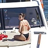 Selena_Gomez_in_Sydney_Bikini (19/58)